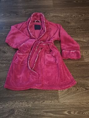 Womens Tommy Hilfiger Plush Robe Fushia Size SMALL/MEDIUM with Pockets